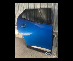 Portiera anteriore posteriore peugeot 2008 2022