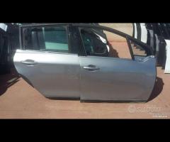 Portiera anteriore posteriore peugeot 2008 2018