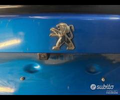Portellone cofano posteriore peugeot 2008 2023