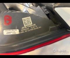 Fanalino portellone ford focus berlina 2019 2024 - 10