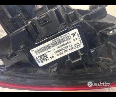 Fanale posteriore dx led audi a1 2020 scheggiato - 5