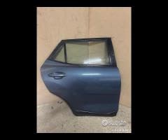 Portiera anteriore posteriore sx kia stonic 2020