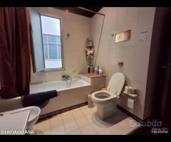 Camera zona Provinciale studentessa/impiegata - 19