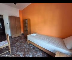 Zona Annunziata, tre vani più servizi