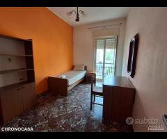 Zona Annunziata, tre vani più servizi