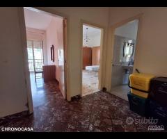 Zona Annunziata, tre vani più servizi - 16