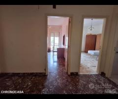 Zona Annunziata, tre vani più servizi - 17