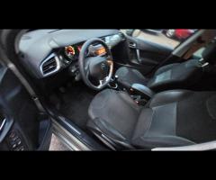 Citroen C3 1.4 Exclusive Style - 22