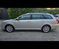 Toyota Avensis 1.8 16V Station Wagon Gancio Traino - 26
