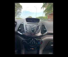 Ford EcoSport 1.5 TDCi 95 CV Business - 8