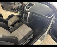 Peugeot 207 CABRIO 1.6 HDi 110 cv. - 11