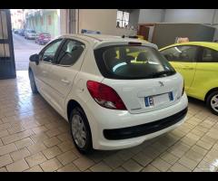 Peugeot 207 1.4 HDi 70CV 5p. 2012 - 14