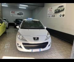 Peugeot 207 1.4 HDi 70CV 5p. 2012 - 15
