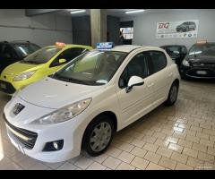 Peugeot 207 1.4 HDi 70CV 5p. 2012 - 16