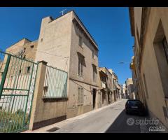 Castelvetrano, casa indipendente via Denaro