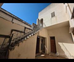 Castelvetrano, App. piano 1 e 2 via La Farina