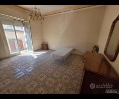 Castelvetrano, App. piano 1 e 2 via La Farina - 13