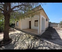 Triscina "villetta 4 vani con giardino esterno