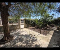 Triscina "villetta 4 vani con giardino esterno