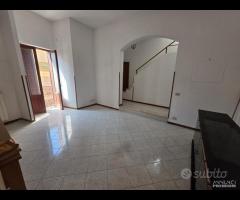 Castelvetrano, App. piano 1 e 2 via Minghetti - 8