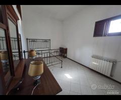 Castelvetrano, App. piano 1 e 2 via Minghetti - 11