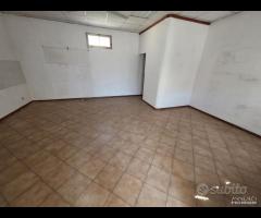 Castelvetrano, App. piano 1 e 2 via Minghetti - 15