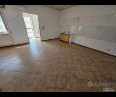 Castelvetrano, App. piano 1 e 2 via Minghetti - 19