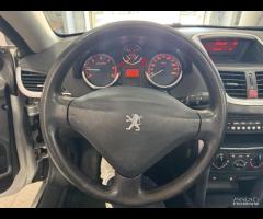 Peugeot 207 CABRIO 1.6 HDi 110 cv. - 6
