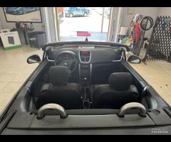 Peugeot 207 CABRIO 1.6 HDi 110 cv. - 9