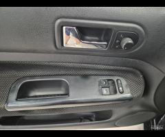 Volkswagen Golf 1.9 TDI/130 cv 2003 - 12