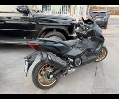 Yamaha T max 560 tech max 2024 - 6