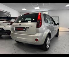 Ford Fiesta 1.4 TDCi 5p. Ghia