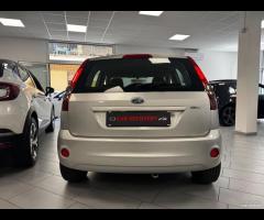 Ford Fiesta 1.4 TDCi 5p. Ghia