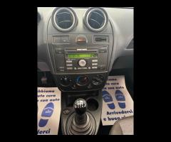 Ford Fiesta 1.4 TDCi 5p. Ghia - 10