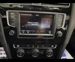 Volkswagen Golf 2.0 TDI 5p. 4MOTION Highline BlueM - 19