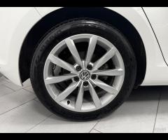 Volkswagen Golf 2.0 TDI 5p. 4MOTION Highline BlueM - 22