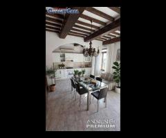 Appartamento in duplex a jesi - centro