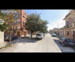 Laboratorio con bagno a falconara marittima