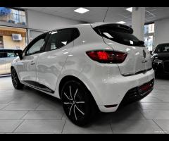 Renault Clio dCi 8V 75 CV 5 porte Moschino Life