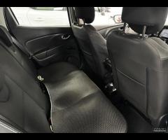 Renault Clio dCi 8V 75 CV 5 porte Moschino Life - 13