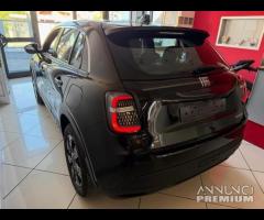 Fiat 600 Hybrid 110 CV DCT MHEV La Prima - 6