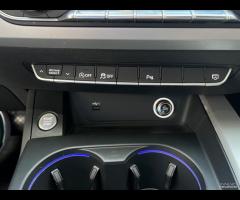 Audi A4 Avant 35 TDI/163 CV S tronic Business - 15