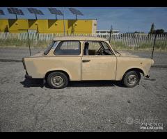 Trabant 601 Demolita - Per Ricambi