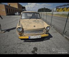 Trabant 601 Demolita - Per Ricambi