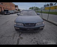 Honda Legend 1993 3.2 V6 Demolita - Per Ricambi