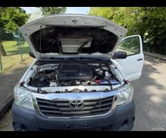 Toyota Hilux MAXIII- 2WD - UNICO PROP!!! OK PERMUT - 16