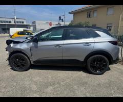 Opel Grandland 2023 1.5 Diesel 130cv sinistrata/incidentata