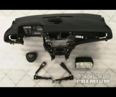 Musata e kit airbag Opel Corsa E 2016 1.3 mtj