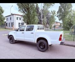 Toyota Hilux 4WD 2015 - UNICO PROPRIETARIO OK PERM - 7