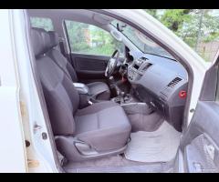 Toyota Hilux 4WD 2015 - UNICO PROPRIETARIO OK PERM - 13